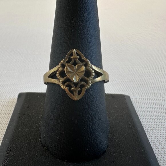 Vintage Brass Heart Ring, Gothic Filigree Statement Ring - Picture 8 of 8